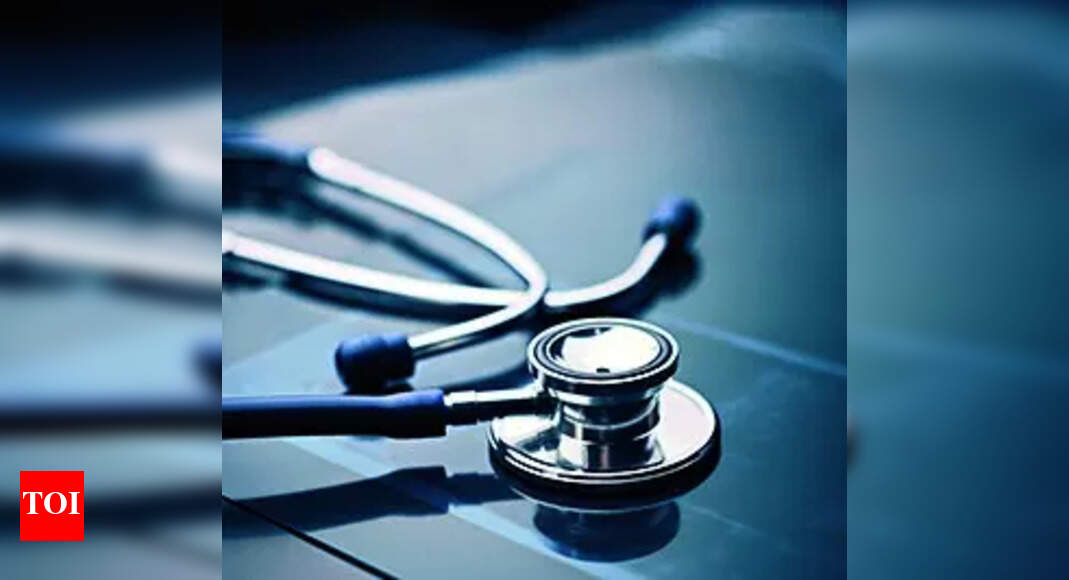 <div>1 doctor for 1,000 people: WHO 'standard' that never was</div> <div>1 doctor for 1,000 people: WHO 'standard' that never was</div>