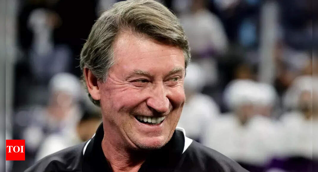 Wayne Gretzky reconnects with Canadian ambassador in Slovakia as he shares leadership insights at major Bratislava forum