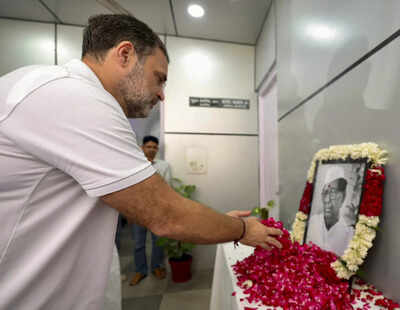 **EDS: THIRD PARTY IMAGE** In this image received on Oct. 24, 2025, LoP in the Lok Sabha and Congress leader Rahul Gandhi pays tribute to former party president Sitaram Kesri on his death anniversary at the party office, in New Delhi. (AICC via PTI Photo)(PTI10_24_2025_000037A) Bihar polls: Gandhi family 'stole' Sitaram Kesri's Cong presidency says PM