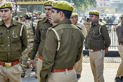Journalist hacked to death in UP