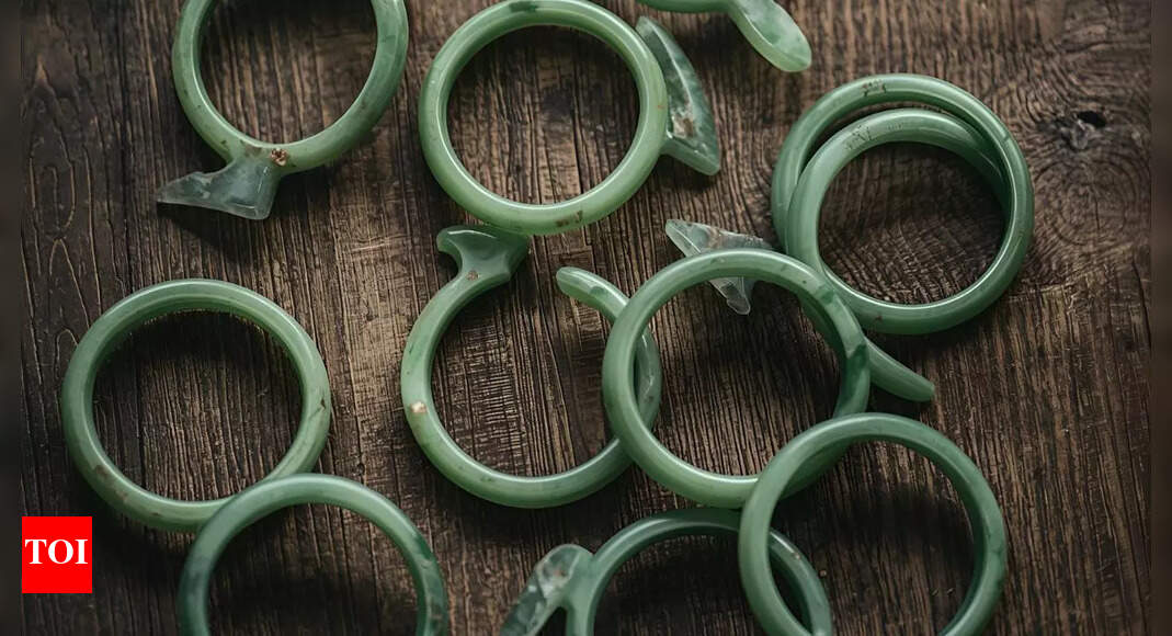 Jade bangles worth over ₹1 crore accidentally broken by shop clerk, and the  jeweller’s response was the biggest surprise