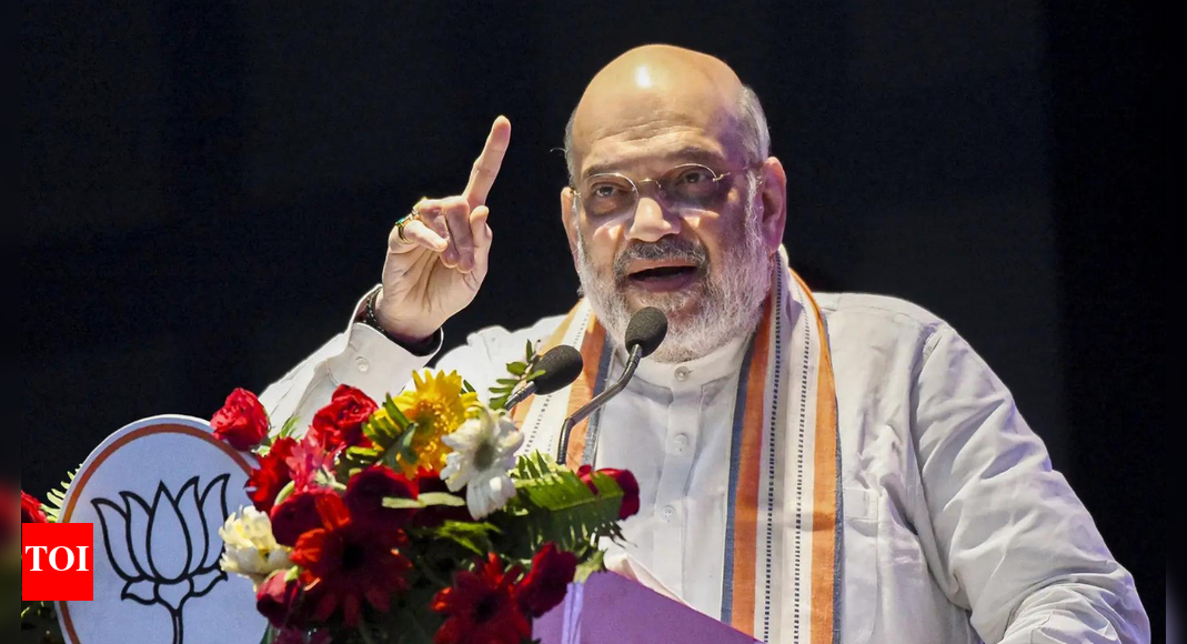 ‘सौ चूहे खा कर, बिली हज को चली’: अमित शाह ने अपराध संबंधी टिप्पणी पर तेजस्वी का मजाक उड़ाया; राहुल गांधी की ‘घुसपेटिया बचाओ यात्रा’ पर हमला | भारत समाचार ‘सौ चूहे खा कर, बिली हज को चली’: अमित शाह ने अपराध संबंधी टिप्पणी पर तेजस्वी का मजाक उड़ाया; राहुल गांधी की ‘घुसपेटिया बचाओ यात्रा’ पर हमला | भारत समाचार