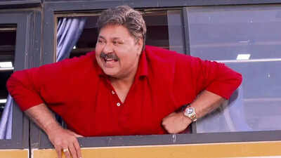 Veteran actor Satish Shah, celebrated for his iconic roles in 'Sarabhai Vs Sarabhai' and films like 'Jaane Bhi Do Yaar', has passed away at 74. The beloved performer succumbed to kidney-related issues after being admitted to Hinduja hospital. Filmmaker Ashoke Pandit confirmed the tragic news, mourning a significant loss to the Indian entertainment industry. Veteran actor Satish Shah passes away due to kidney failure at 74