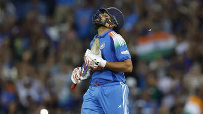 From scrutiny to glory: Rohit Sharma wins ‘Player of the Series’ after masterclass in Sydney | Cricket News – The Times of India From scrutiny to glory: Rohit Sharma wins ‘Player of the Series’ after masterclass in Sydney | Cricket News – The Times of India