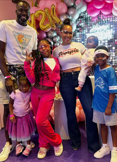 Draymond Green with his family (Image via Instagram)  “Daddy, you were ignoring me!”-Draymond Green’s daughter calls him out for an adorable reason during Golden State Warriors game against Denver Nuggets