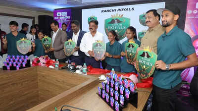Players and officials during the event in Ranchi on Saturday Three host cities for men’s HIL from Jan 3