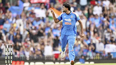 ‘Perform kar, warna bahar bitha dunga’: How Gautam Gambhir’s stern message fired up Harshit Rana | EXCLUSIVE | Cricket News – The Times of India ‘Perform kar, warna bahar bitha dunga’: How Gautam Gambhir’s stern message fired up Harshit Rana | EXCLUSIVE | Cricket News – The Times of India