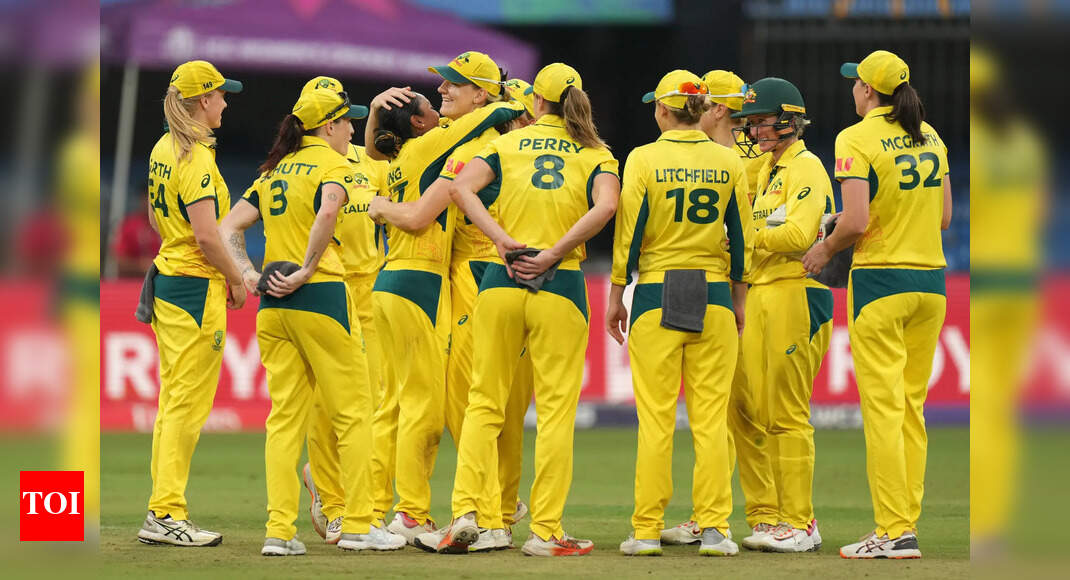 'Lock him up and throw away the key' – Gavaskar furious after Australian women cricketers harassed in Indore