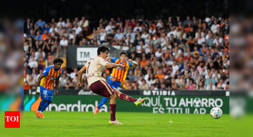 La Liga: Villarreal beat Valencia, keep heat on league leaders before El Clasico