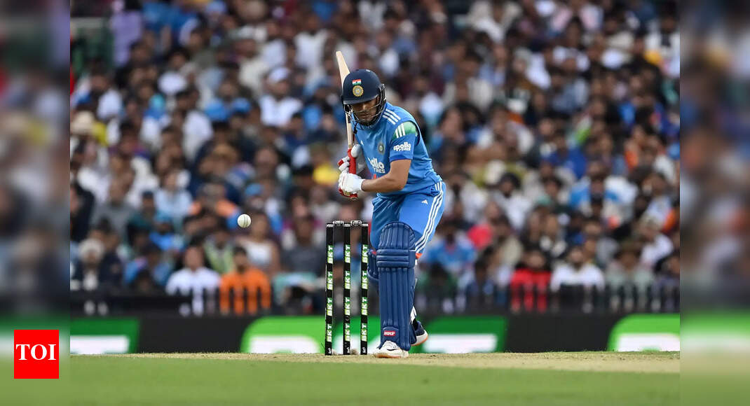 कप्तान शुबमन गिल ने नया निचला स्तर छुआ, ऑस्ट्रेलिया के खिलाफ अनचाहा रिकॉर्ड दर्ज किया | क्रिकेट समाचार कप्तान शुबमन गिल ने नया निचला स्तर छुआ, ऑस्ट्रेलिया के खिलाफ अनचाहा रिकॉर्ड दर्ज किया | क्रिकेट समाचार