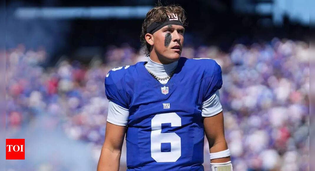 Will Jaxson Dart play against the Philadelphia Eagles today? Latest injury update on the New York Giants' quarterback