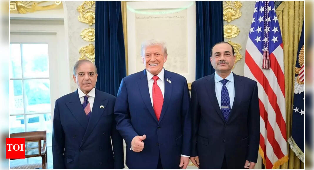 'Great people': Trump again praises Asim Munir, Shehbaz Sharif; vows to end Pakistan-Afghanistan conflict