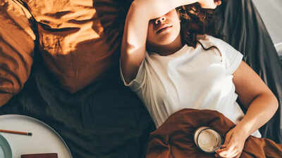 How does your ideal morning begin? With a cup of coffee? Well, you are not alone. Though coffee has several health benefits, starting your day with coffee may not be a good idea. While coffee on an empty stomach can cause discomfort for some, experts suggest waiting an hour or two after waking to maximize its energy-giving effects. For stressful days, consider a low-caffeine alternative.  Why you should drink water before your morning coffee