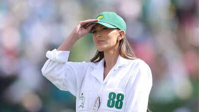 Paulina Gretzky is redefining fall fashion by embracing the micro mini-skirt, a daring departure from traditional cozy autumn wear. Her confident style, showcased in recent social media posts, highlights a bold aesthetic of minimalist neutrals and fitted silhouettes. This trend, fueled by self-love and a fearless attitude, signals shorter hemlines and amplified confidence for the season. Wayne Gretzky's daughter Paulina makes the micro mini-skirt fall’s hottest trend with her fearless fashion choices