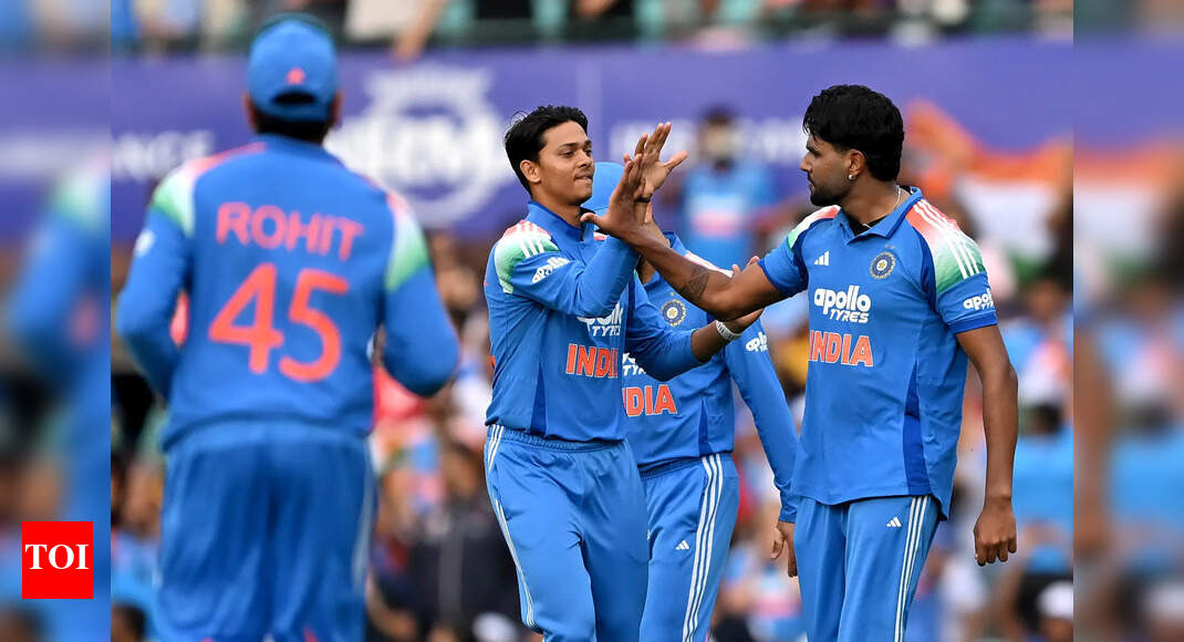 'Fantastic effort' - Rohit lauds young India pacer despite ODI series defeat