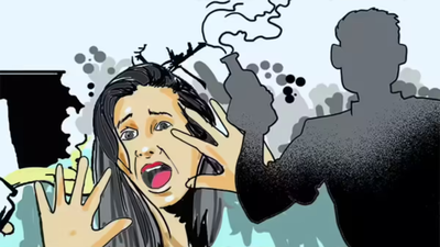 Representative image  'Stalker' throws acid at 20-year-old student; probe launched