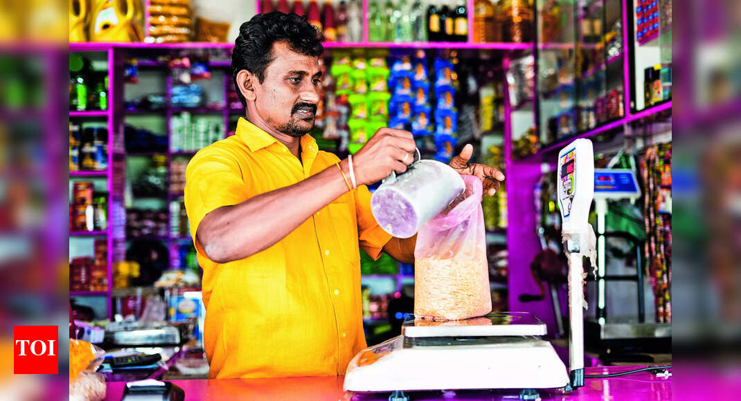 BMC lodges complaints with police over touts collecting trade licence fee