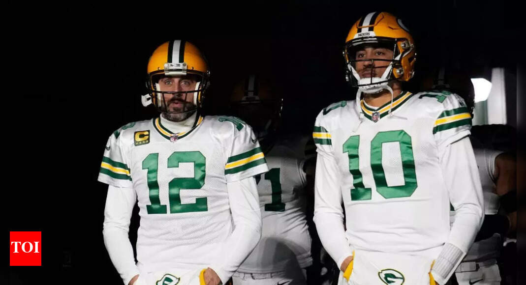 Jordan Love vs. Aaron Rodgers stats: How the Packers’ new franchise QB is stacking up against the Steelers veteran since 2024