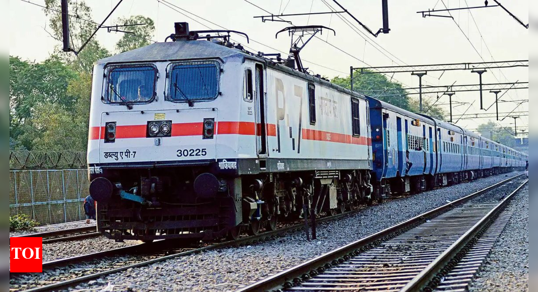 'Driver saw them sitting on tracks': Maharashtra teens run over by train; were wearing headphones
