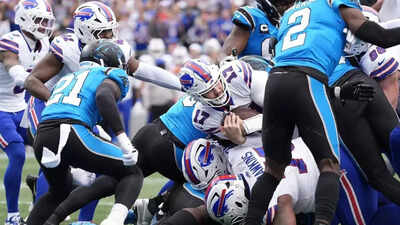 post-game brawl between the Bills and Panthers (Imagn Images) Bills' Dion Dawkins, Panthers' A'Shawn Robinson exchange ugly brawl during postgame handshakes