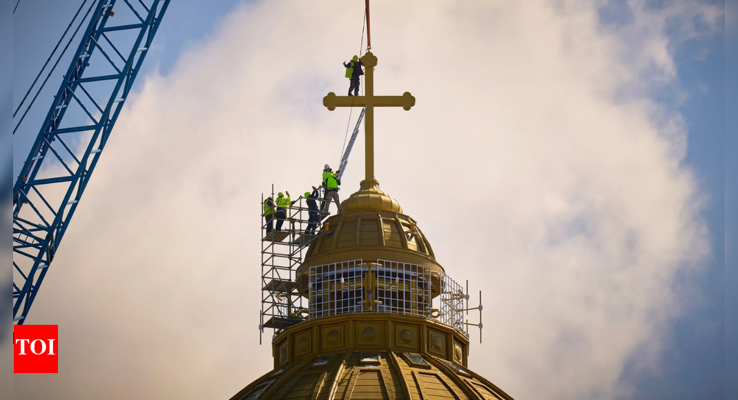 <div>Romania opens world's biggest Orthodox church</div> <div>Romania opens world's biggest Orthodox church</div>
