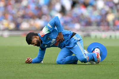 Shreyas Iyer’s condition critical after suffering life-threatening injury in Sydney | Inside details Shreyas Iyer’s condition critical after suffering life-threatening injury in Sydney | Inside details