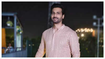 Actor Aham Sharma, usually returning to Bihar for Chhath Puja, will celebrate in Mumbai this year due to a demanding schedule.   Aham Sharma on celebrating Chhath Puja away from home