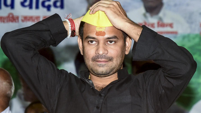  Tej Pratap Yadav says Mahua backing JJD; vows to work for Bihar