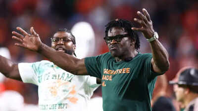 Michael Irvin) Frustrated Dallas Cowboys legend Michael Irvin expressed mounting defensive concerns after 44-24 loss to Denver Broncos