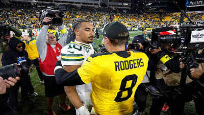 Getty Images)  Jordan Love and Aaron Rodgers’ post-game exchange steals spotlight after Packers beat Steelers