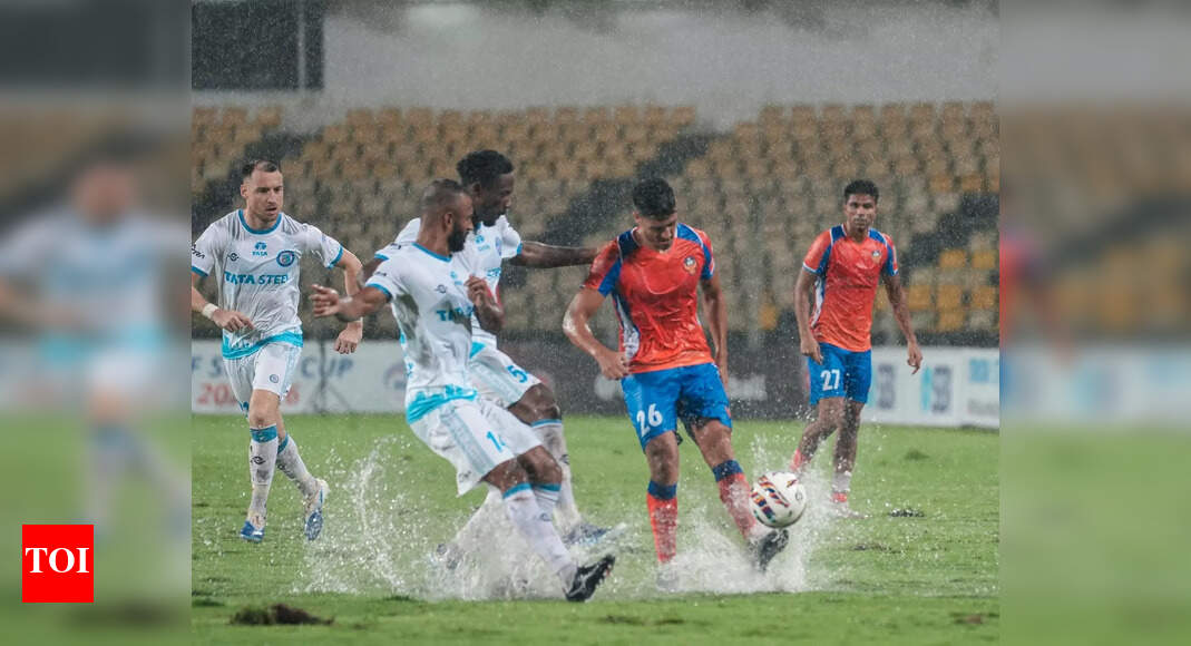 Poor turf condition a risk for players at Fatorda