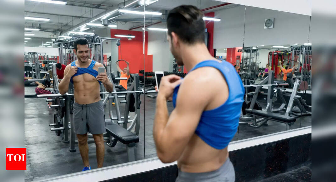 Flexing with purpose: 6 tips on the art of taking better gym pictures