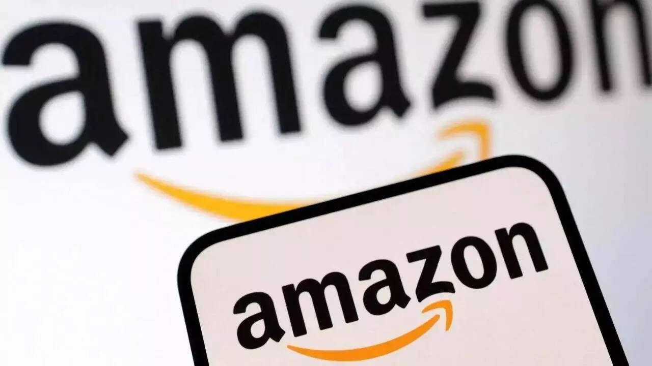 Amazon message to managers on 30,000 layoffs: Emails notifications will  start going out on Tuesday morning, get 'trained' to ... - The Times of  India