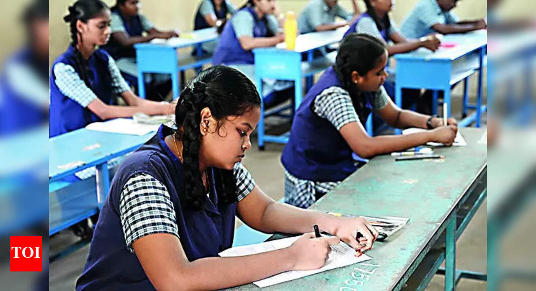 सीबीएसई कक्षा 12 गणित 2026 परीक्षा कब निर्धारित है? परीक्षा प्रारूप, अंकन योजना और नमूना प्रश्न पत्रों की जांच करें सीबीएसई कक्षा 12 गणित 2026 परीक्षा कब निर्धारित है? परीक्षा प्रारूप, अंकन योजना और नमूना प्रश्न पत्रों की जांच करें