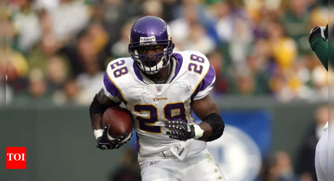 Former NFL star Adrian Peterson arrested for second DWI in 2025, found asleep in running SUV with illegal weapon at Texas gas station