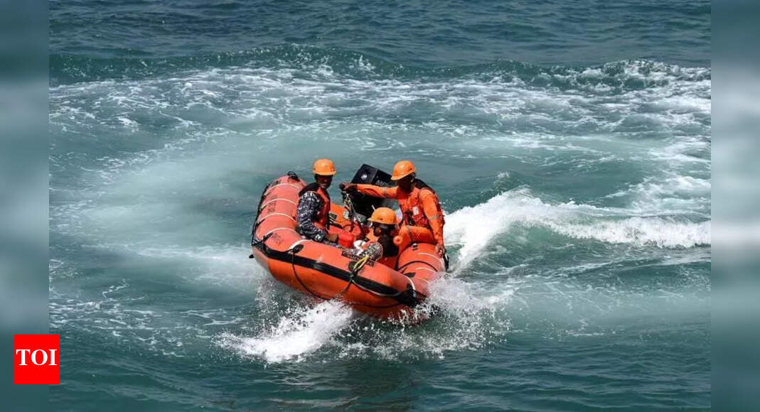 Coast guard rescues Iranian fisherman