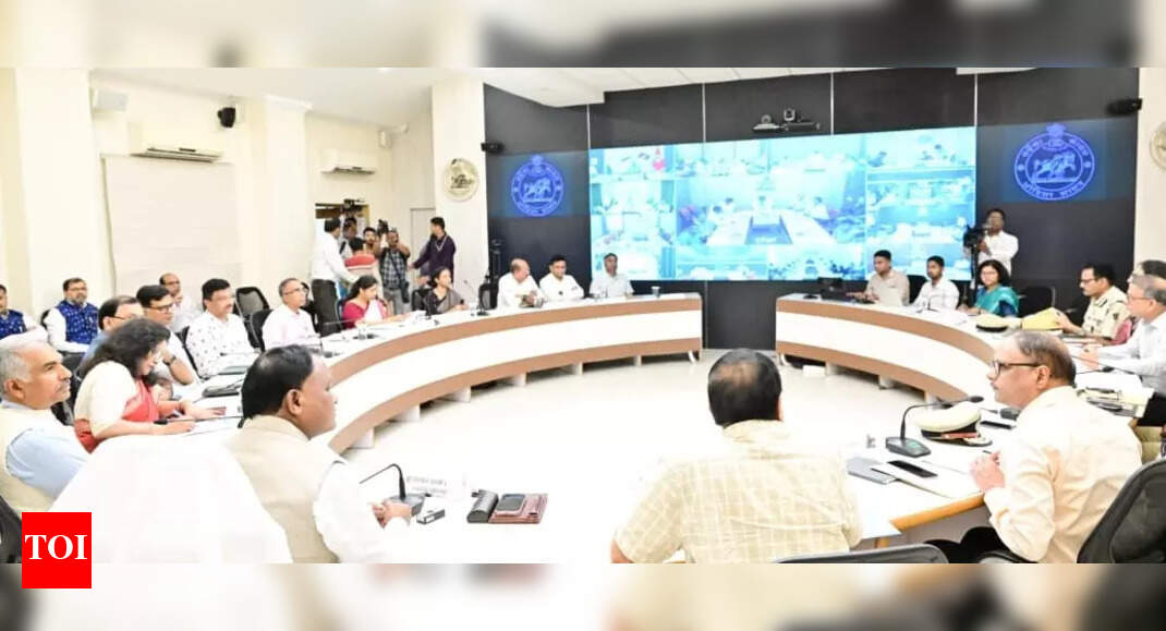 Cyclone brings showers but spares capital major headache