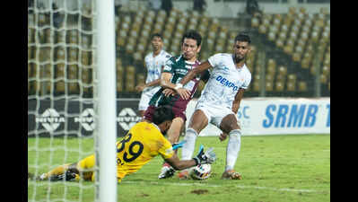 Dempo goalkeeper Ashish Sibi and defender Mohamed Ali were among the impressive performers   Brave Dempo frustrate Mohun Bagan to leave group open