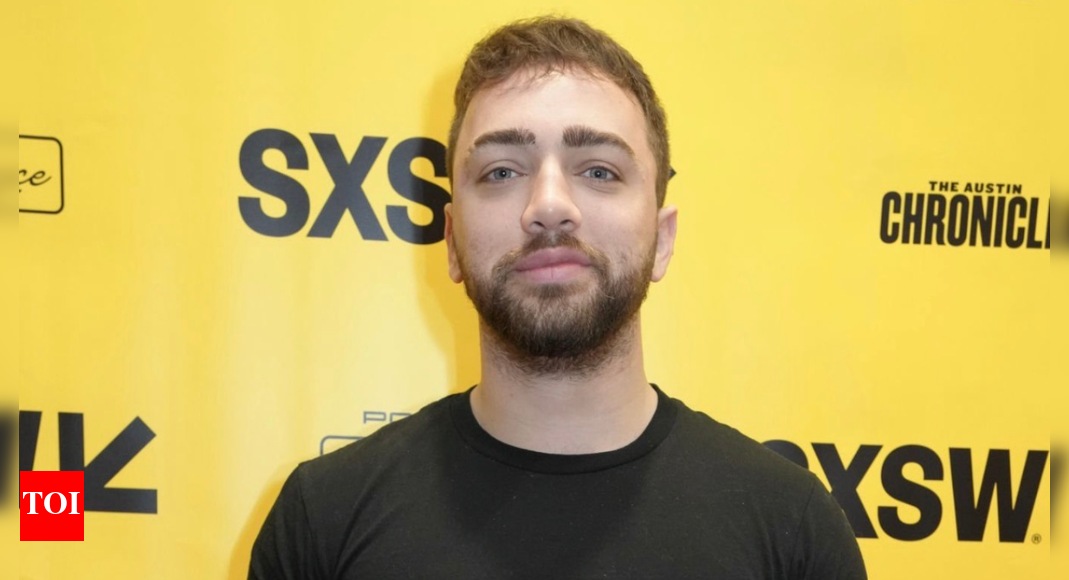 Is Mizkif single? Relationship status of the Twitch streamer before and after the Emiru controversy Is Mizkif single? Relationship status of the Twitch streamer before and after the Emiru controversy