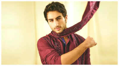 Ibrahim Ali Khan garnered praise online for his authentic interaction at an event, where he confidently embraced his natural lisp. Netizens lauded his courage and natural demeanor. Earlier, a viral video of him playing cricket also drew comparisons to his grandfather, Mansoor Ali Khan Pataudi, highlighting his sporting prowess. 'So glad to hear his actual voice...': Netizens praise Ibrahim Ali Khan confidently embracing his lisp during an event