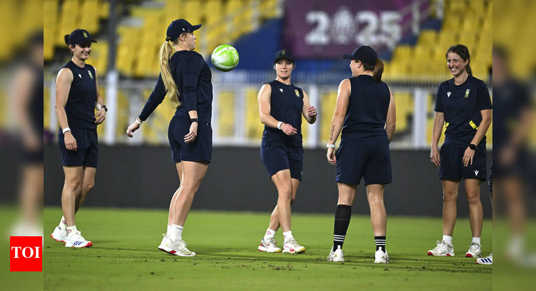 Women's WC Live: South Africa face formidable England in first semis