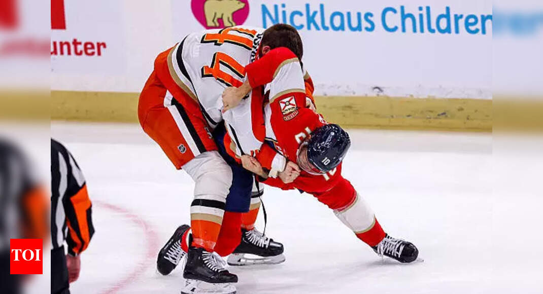 AJ Greer and Ross Johnston ignite a fiery clash in the Florida Panthers vs the Anaheim Ducks game