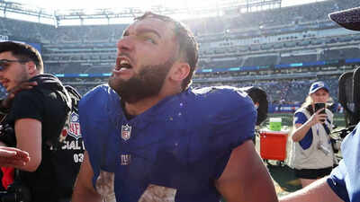 Giants rookie Jacob Skattebo undergoes emergency surgery.  Rookie suffers brutal dislocated ankle with fibula fracture and ligament damage, faces challenging recovery