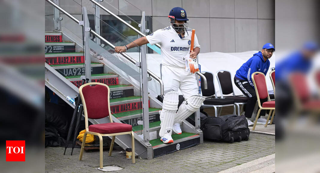 'No one imagined he’d walk again': Ex-India cricketer gets emotional over Rishabh Pant’s comeback