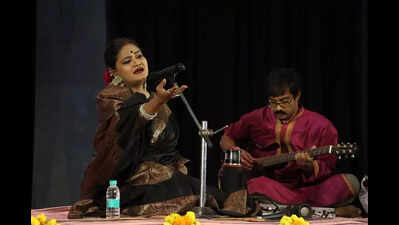 Begum Akhtar rememberedwith soulful ghazals, thumris
