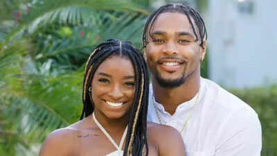 Simone Biles breaks down recalling how one silent look from Jonathan Owens changed everything in Paris Olympics (Image Via Getty) Simone Biles breaks down recalling how one silent look from Jonathan Owens changed everything in Paris Olympics