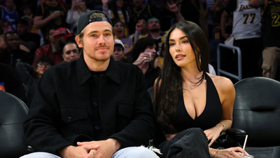 Madison Beer opened up about her last relationship.(Image via Kevork Djansezian/Getty Images)  Justin Herbert’s girlfriend Madison Beer opens up about her last relationship amid her public romance with the QB