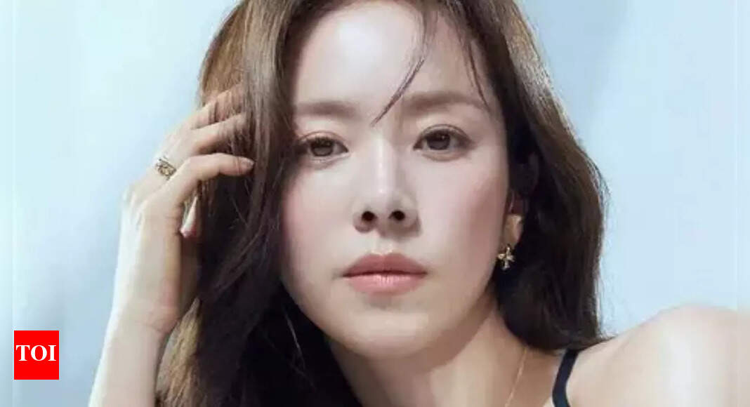 Woman indicted for spreading malicious posts against actress Han Ji Min after relationship reveal - Report