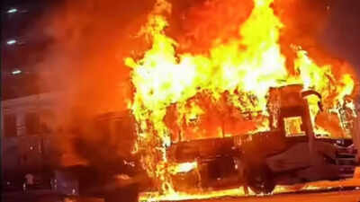  Driver flees as bus catches fire in Shivpuri; passengers jump out in panic