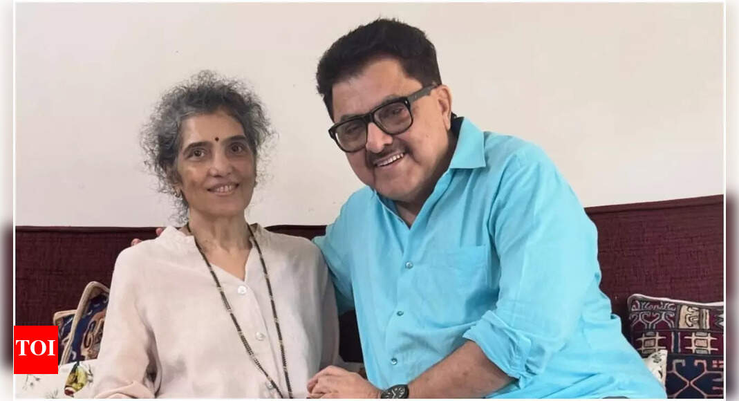 Ashoke Pandit shares photo with late Satish Shah's wife Madhu Shah, pens heartfelt note, 'Common let’s do a play together'